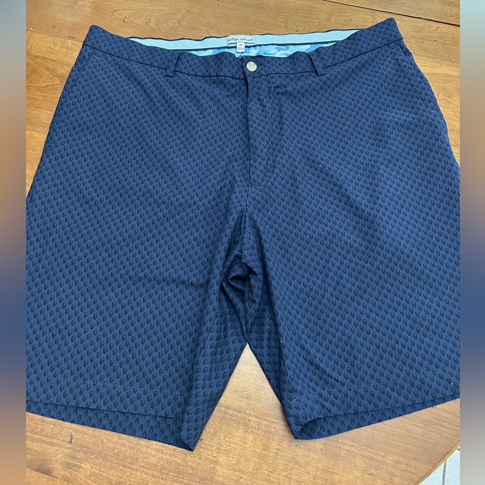 Peter Millar Crown Sport performance golf shorts skull pattern  38